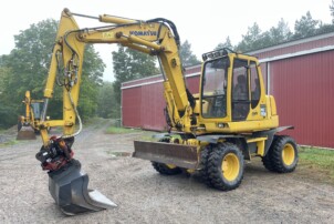 Komatsu PW 110R 4wd