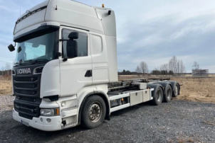 Scania R 560 8*4