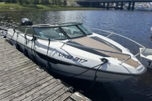 Flipper 700 DC Mercury 225 XL DTS V6