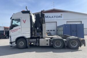 Volvo FH 540 6x4 + HMF 4020