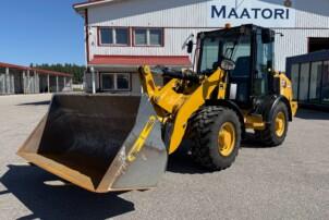 Caterpillar 906M