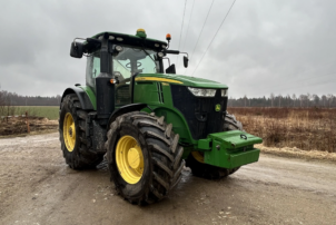 John Deere 7250R