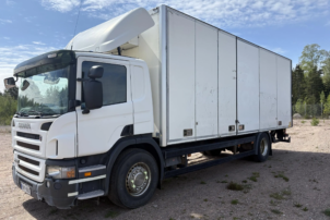 Scania P 230 kokosivuaukeava