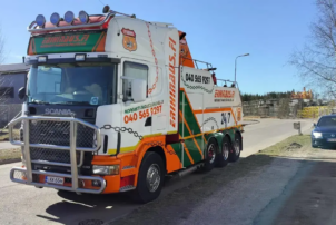 Scania 480 Raskashinausauto