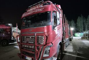 VOLVO FH16 750 8x4