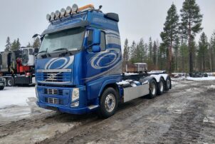Volvo FH13 540 8x4 Tridem