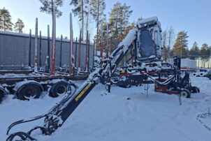 Kesla 2009LT puutavaranosturi