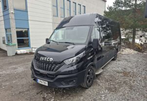 Iveco 35S21 V.I.P huippuvarustein!