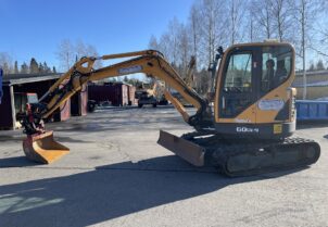 Hyundai Robex 60CR-9