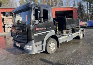 Mercedes Benz Atego 4x2 + Hiab X-Hiduo 046 + Multilift XR7S