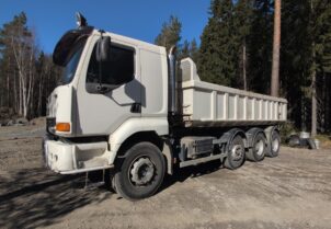 Sisu E11M 8X4