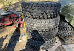 Nokian TRI 2 + CAT 908 vanteet