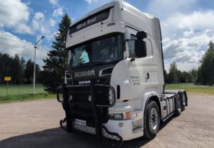 Scania R560 6X2