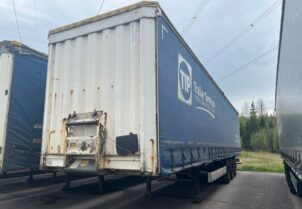 Krone Profi-Lainer pressukapellipuoliperävaunu