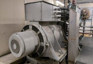 Wärtsilä 4R22 moottori + 0,8 MW Generaattori Varavoimala