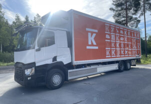 Renault 10 C T 6X2 kylmäauto