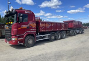 Scania R620 + NMT kasetti